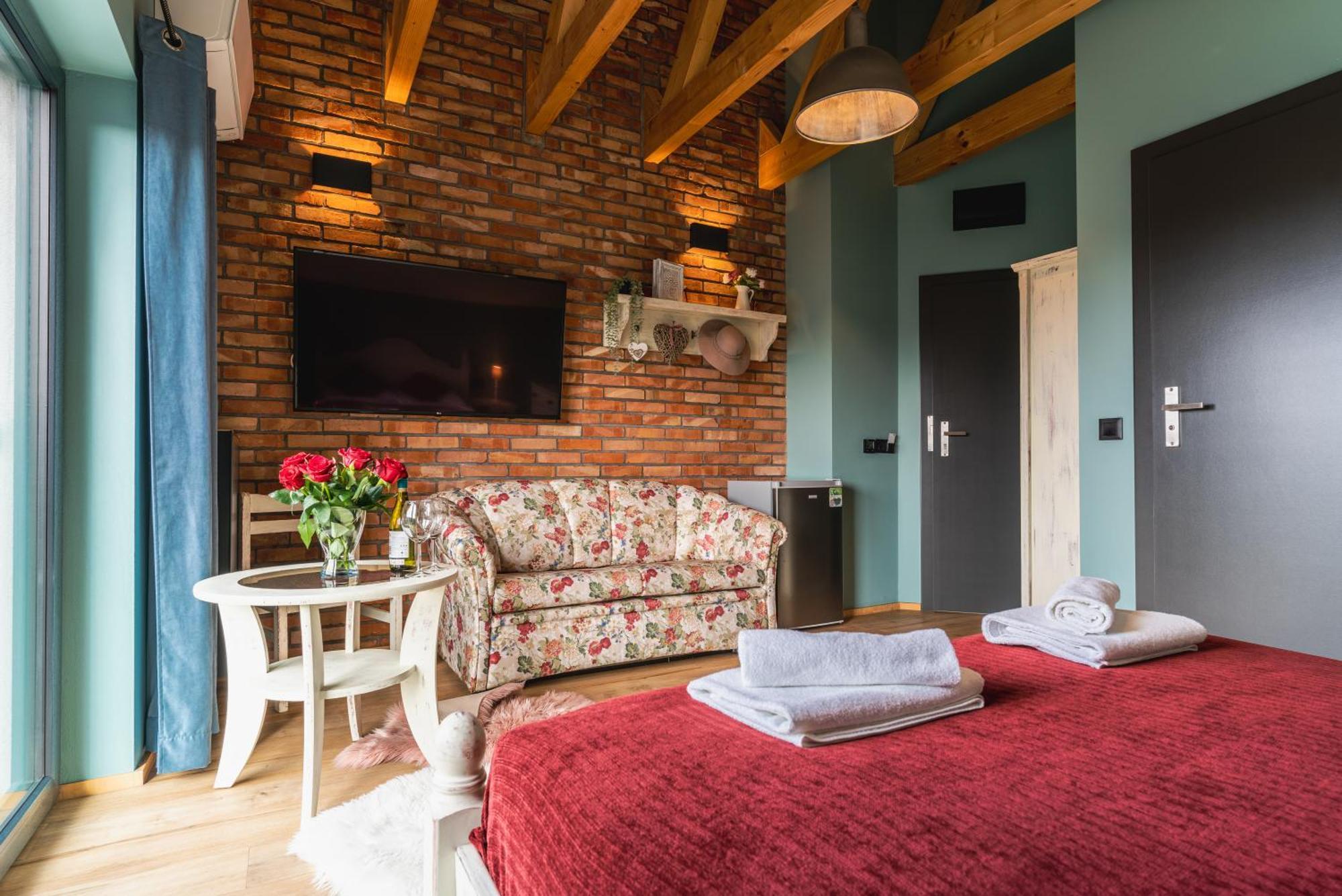 H&G Boutique Apartments Oswiecim Ngoại thất bức ảnh