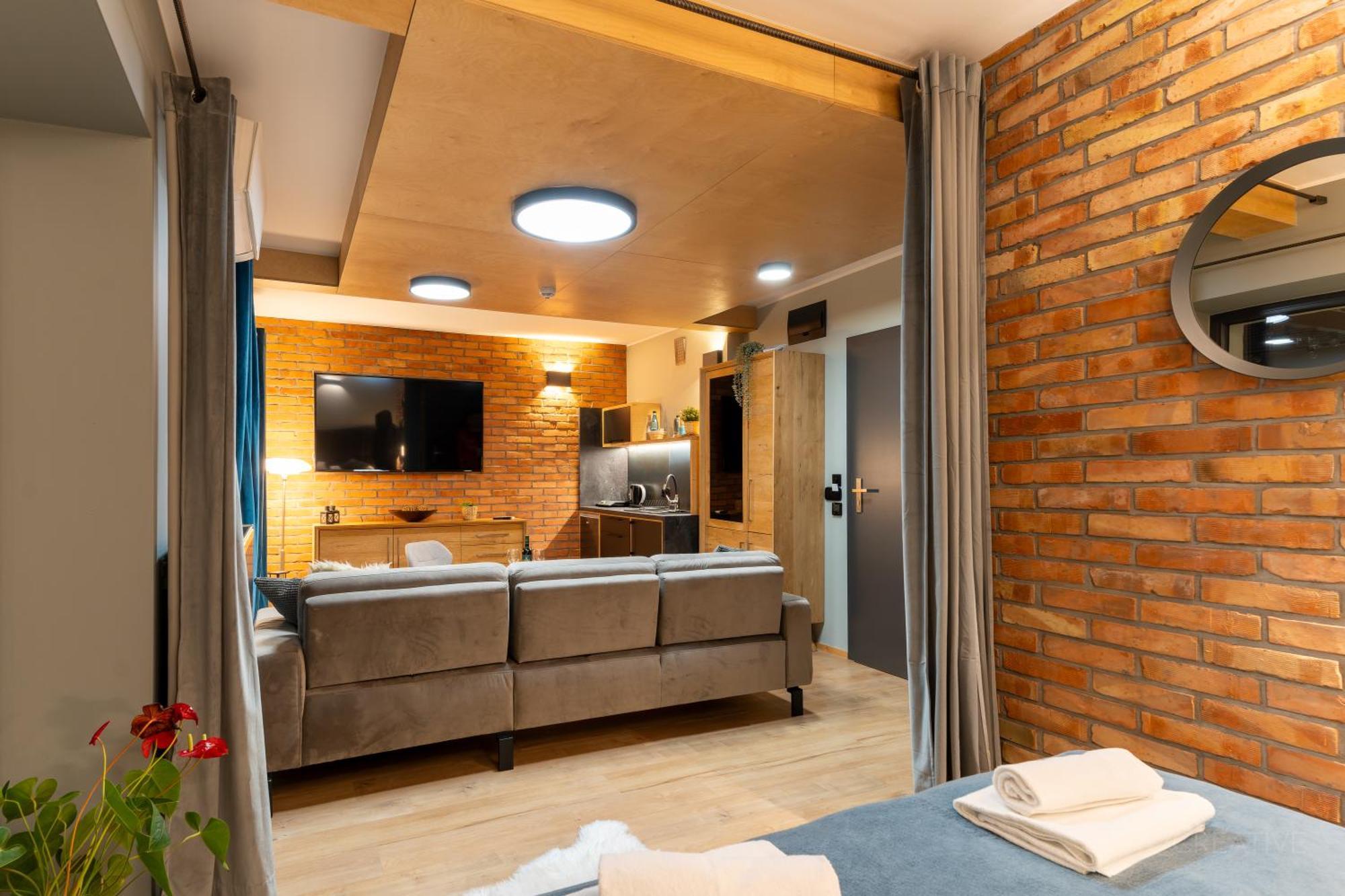 H&G Boutique Apartments Oswiecim Ngoại thất bức ảnh